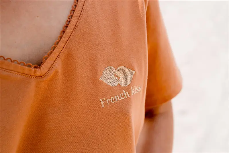 T-shirt Allaitement "French Kiss" – Image 9