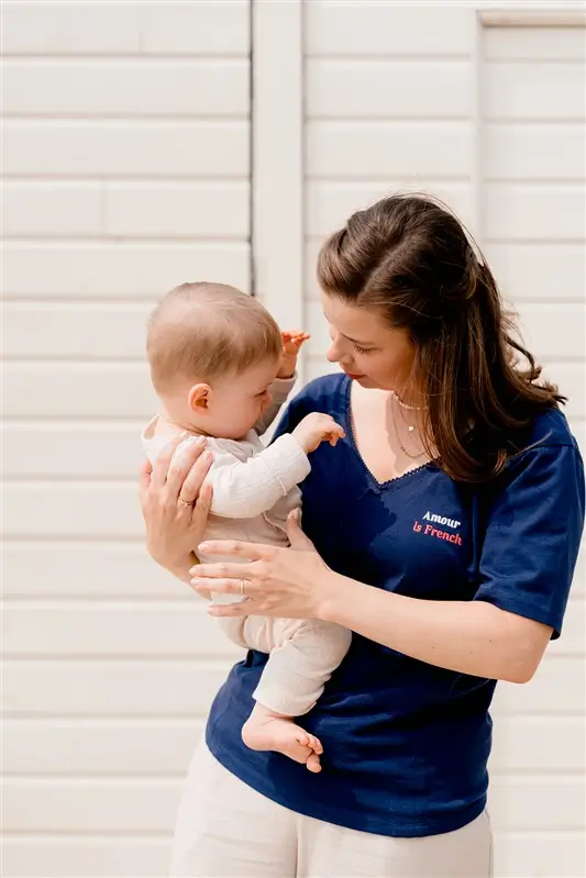 T-shirt Allaitement "Amour is French" – Image 3