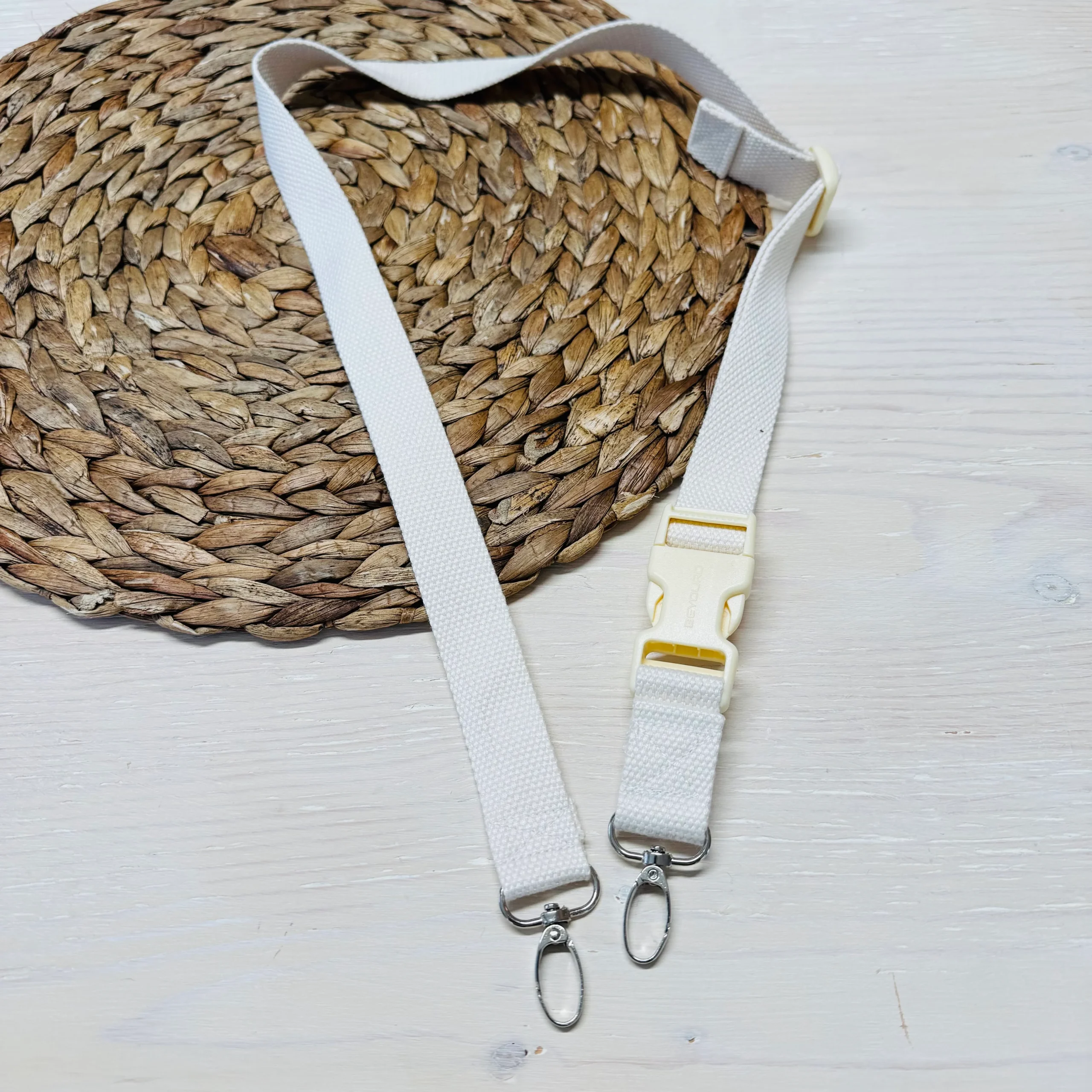 Gance, sangle ajustable pour porter une sacoche ou trousse en bandoulière – Image 2