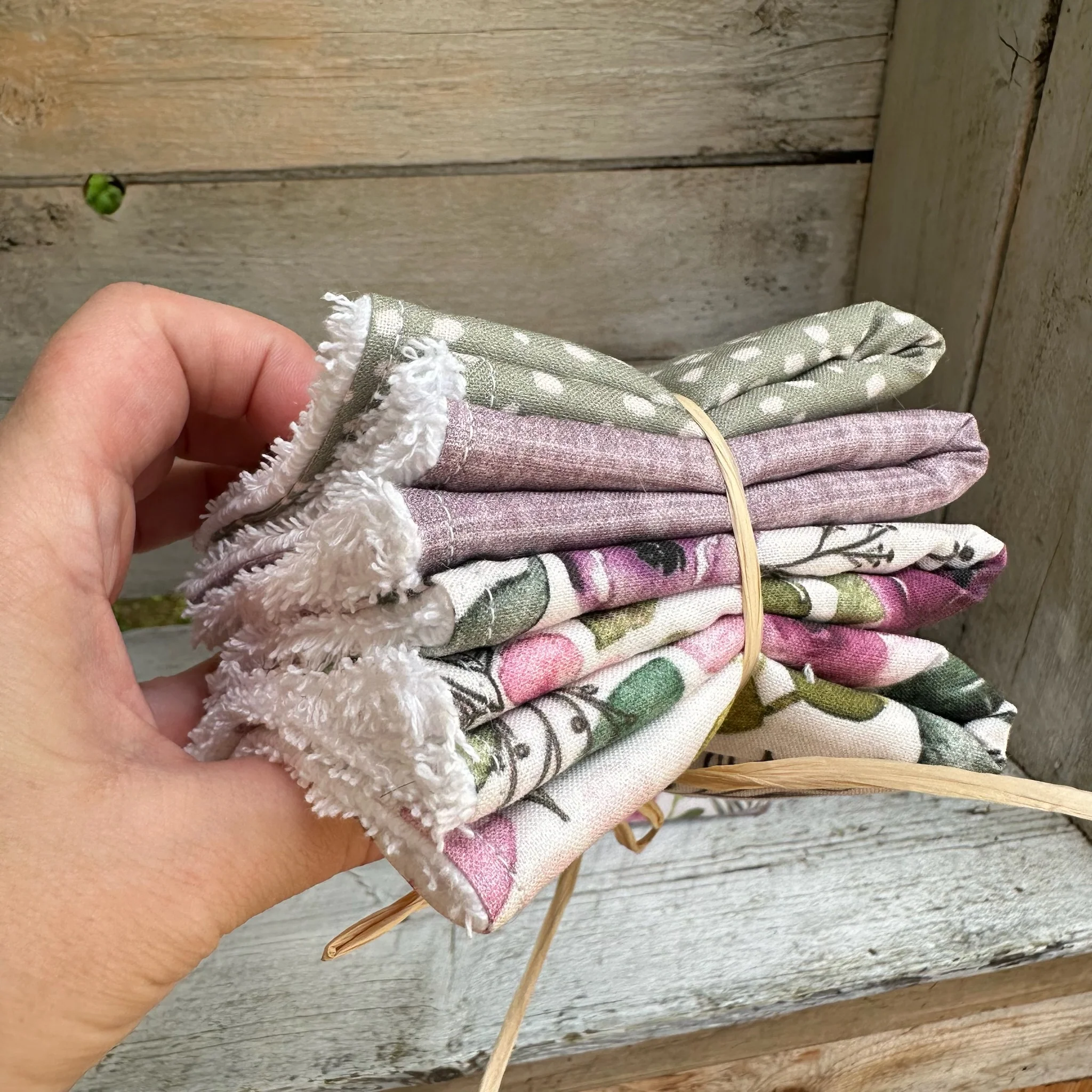 Débarbouillettes, lingette, taille 8x8'' vient en ensemble de 4 – Image 2