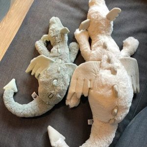 Dragon en Peluche <b> Wyrmâ„¢