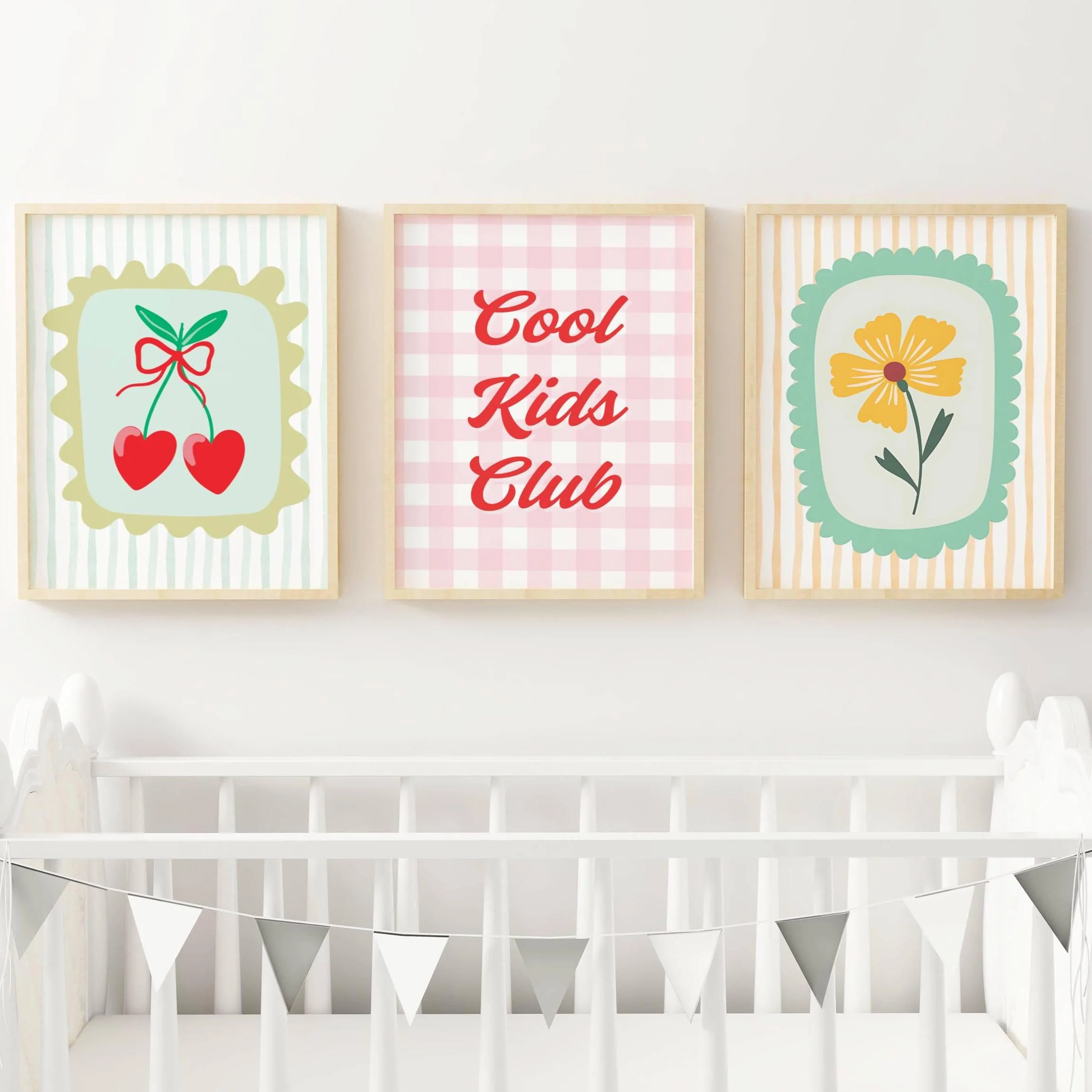 Lot de 3 affiches enfant – Cool Kids Club, cerises et fleurs colorées – Déco murale chambre ou salle de jeux – Affiche numérique – Image 3