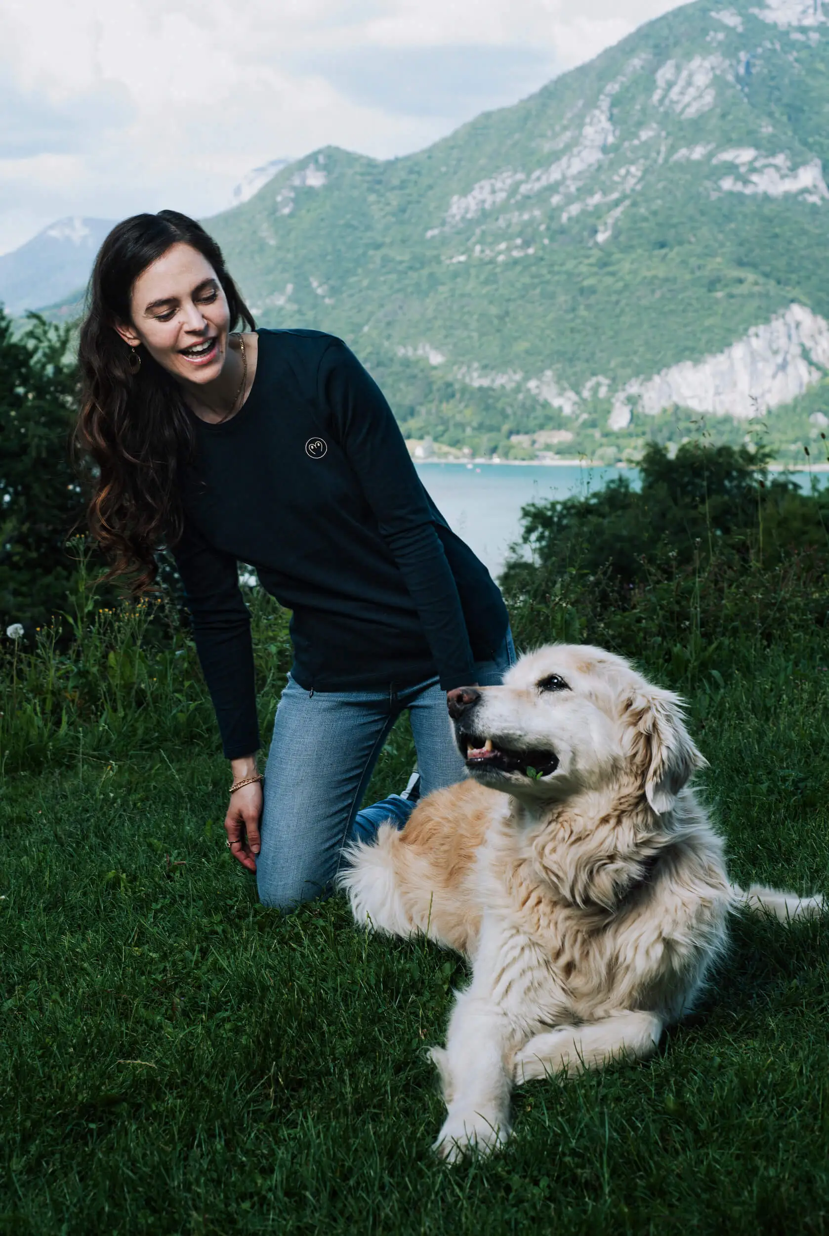 T-shirt Allaitement bleu marine à Manches Longues – Image 5